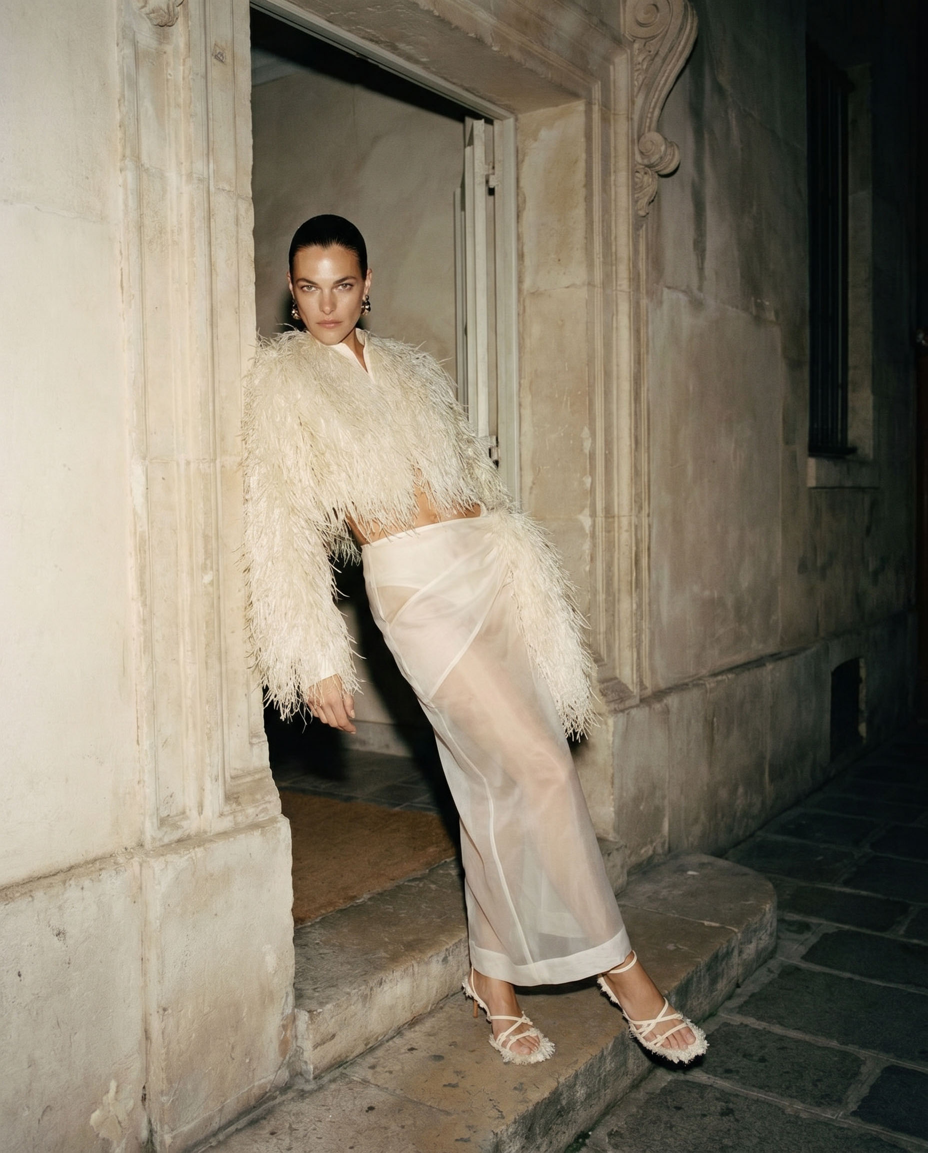 Editorial 06 — 12
