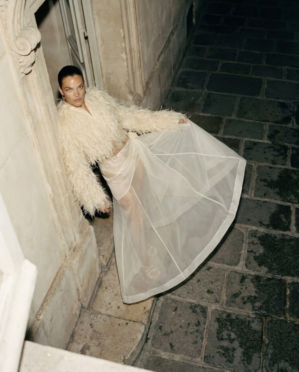 Editorial 06 — 11