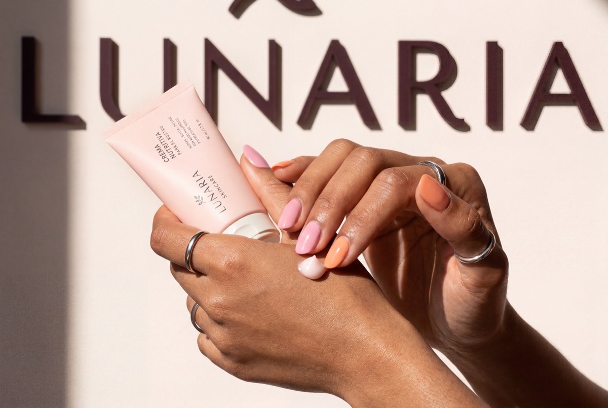 Lunaria-Skincare — 5