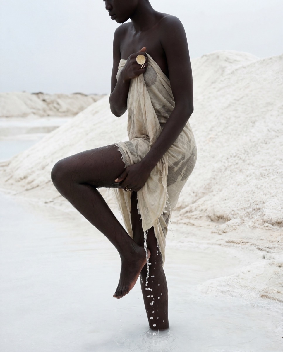 Salt & Gold — AI Jewelry Editorial Campaign – jewelry photography by The Ritual Agency (5)