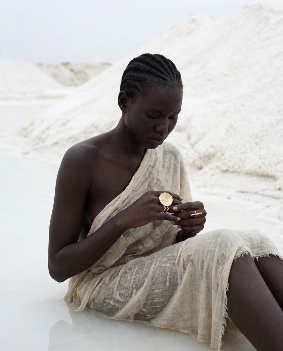 Salt & Gold — AI Jewelry Editorial Campaign – jewelry photography by The Ritual Agency (9)